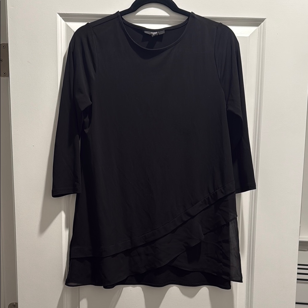 Black 3/4 Sleeve Top